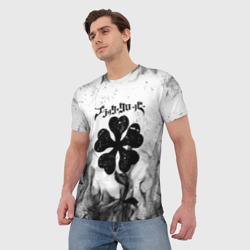 Мужская футболка 3D Черный Клевер горящий фон - фото 2
