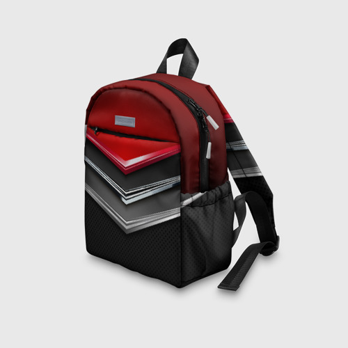 Детский рюкзак 3D с принтом Металлические уголки-стрелки серебристые с красной пластиной, вид сбоку #3