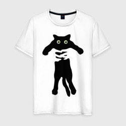 Мужская футболка хлопок Черный кот в руках