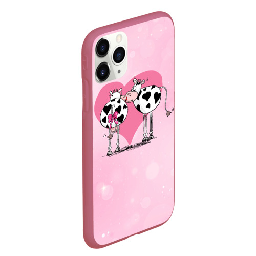 Чехол для iPhone 11 Pro Max матовый Влюбленные  коровы , цвет малиновый - фото 3