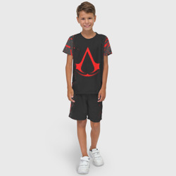 Детский костюм с шортами 3D Assassin`s Creed red logo - фото 2