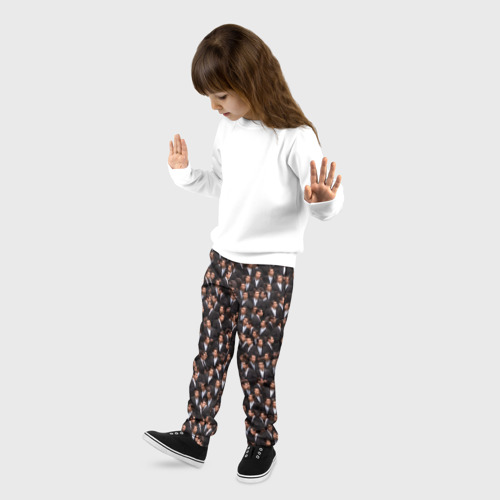 Детские брюки 3D Растерянный Траволта, цвет 3D печать - фото 3