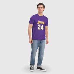 Футболка с принтом Los Angeles Lakers Kobe Bryant 24 для женщины, вид на модели спереди №3. Цвет основы: белый
