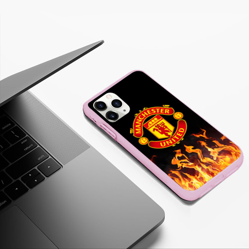 Чехол для iPhone 11 Pro Max матовый Огненный Манчестер Юнайтед, цвет розовый - фото 5