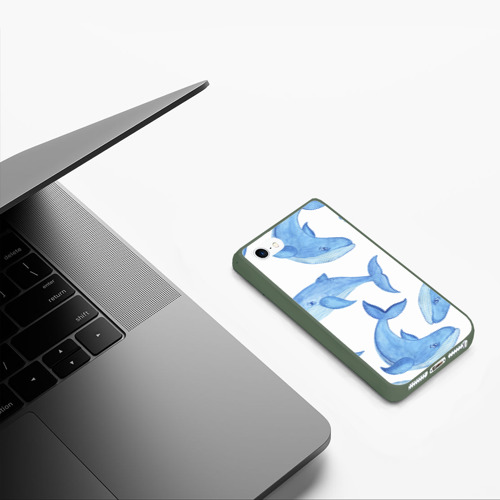 Чехол для iPhone 5/5S матовый Косяк китов, цвет темно-зеленый - фото 5
