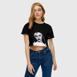 Женская футболка Crop-top 3D Монахиня одержимая демонами - фото 2