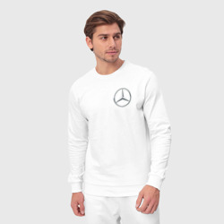 Костюм с принтом Mercedes Мерседес для мужчины, вид на модели спереди №3. Цвет основы: белый