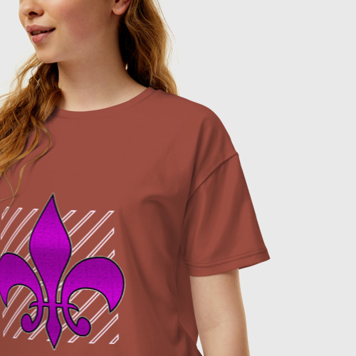 Женская футболка хлопок Oversize Королевская геральдическая лилия, цвет кирпичный - фото 3