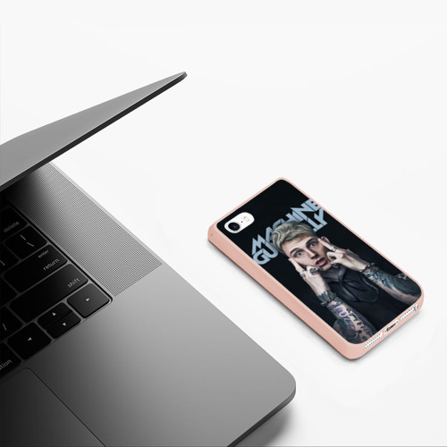 Чехол для iPhone 5/5S матовый Colson Baker MGK, цвет светло-розовый - фото 5