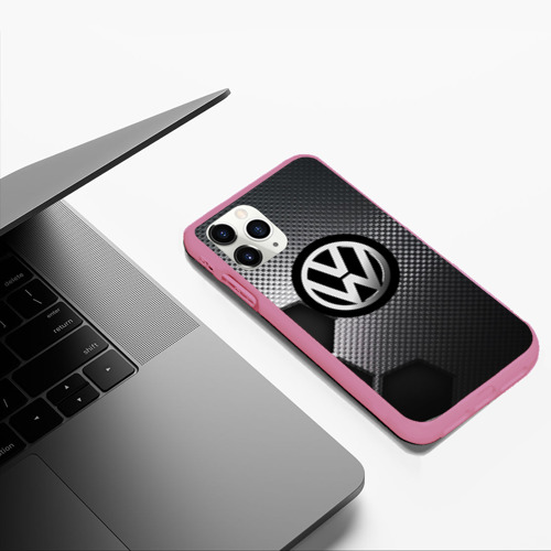 Чехол для iPhone 11 Pro Max матовый Volkswagen, цвет малиновый - фото 5