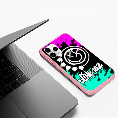 Чехол для iPhone 11 Pro Max матовый Blink-182 5, цвет баблгам - фото 5
