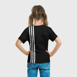 Футболка с принтом Juventus для ребенка, вид на модели сзади №3. Цвет основы: белый