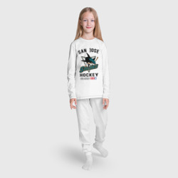 Пижама с принтом San Jose Sharks для мужчины, вид на модели спереди №3. Цвет основы: белый