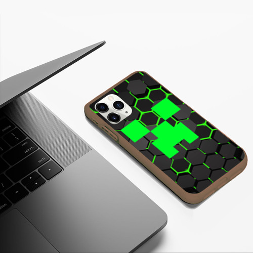 Чехол для iPhone 11 Pro Max матовый Minecraft Creeper Крипер, цвет коричневый - фото 5