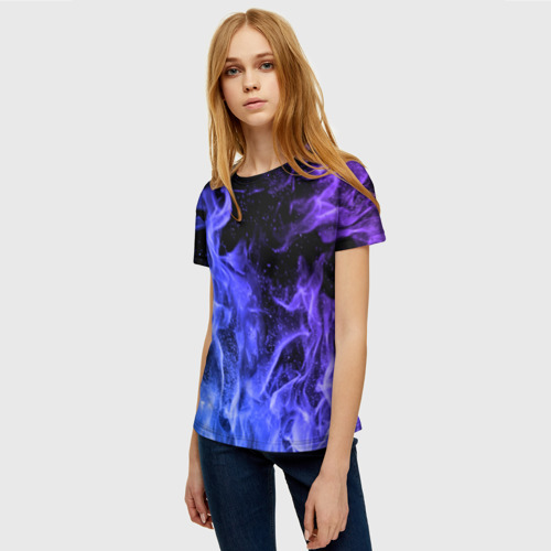 Женская футболка 3D с принтом Фиолетовый огонь, фото на моделе #1
