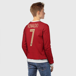 Свитшот с принтом Ronaldo home Euro 2020 для ребенка, вид на модели сзади №2. Цвет основы: белый