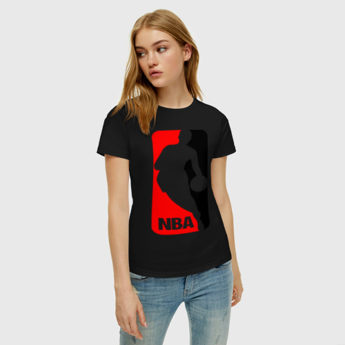 Женская футболка хлопок с принтом NBA, фото на моделе #1