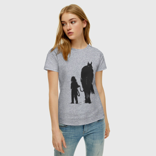 Женская футболка хлопок с принтом Девочка с конем, фото на моделе #1