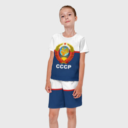 Костюм с принтом СССР герб для ребенка, вид на модели спереди №3. Цвет основы: белый