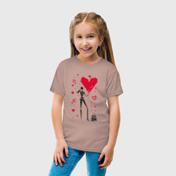 Детская футболка хлопок Девушка и сердца - фото 2