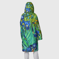 Дождевик с принтом Ирисы Ван Гога для женщины, вид на модели сзади №2. Цвет основы: белый