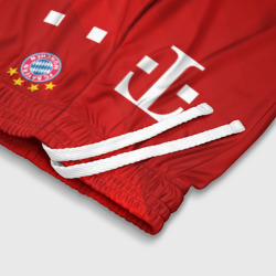 Шорты с принтом FC Bayern Munchen для ребенка, вид на модели спереди №4. Цвет основы: белый