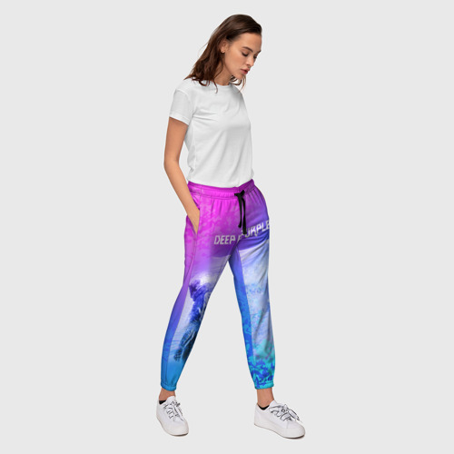 Женские брюки 3D с принтом Deep Purple, вид сбоку #3