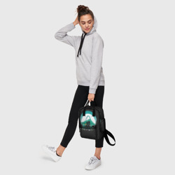 Рюкзак с принтом HH в круге бирюзовом для женщины, вид на модели спереди №4. Цвет основы: белый