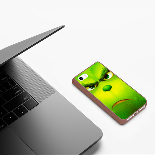 Чехол для iPhone 5/5S матовый Гринч 3D/ The Grinch, цвет коричневый - фото 5