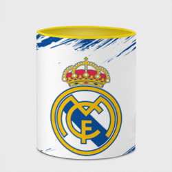 Кружка с принтом Real Madrid Реал Мадрид для любого человека, вид спереди №4. Цвет основы: белый + желтый