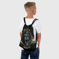 Рюкзак с принтом Таджикистан - черный лев для любого человека, вид спереди №3. Цвет основы: белый