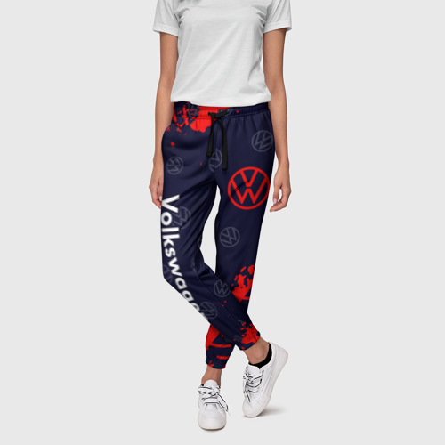 Женские брюки 3D с принтом VOLKSWAGEN / Фольксваген, фото на моделе #1