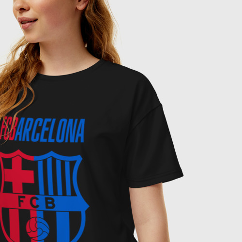 Женская футболка хлопок Oversize с принтом Barcelona FC, фото на моделе #1