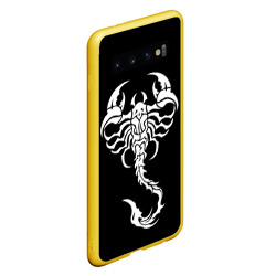 Чехол с принтом Скорпион для любого человека, вид спереди №3. Цвет основы: желтый