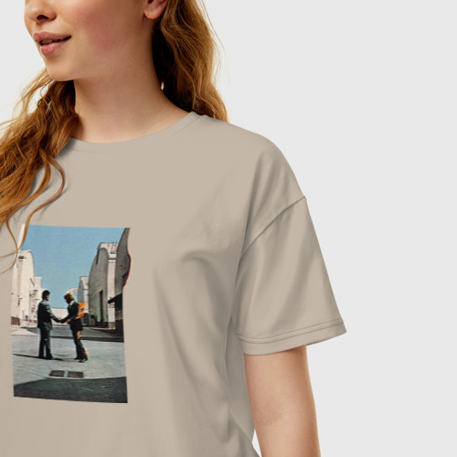 Женская футболка хлопок Oversize с принтом Pink Floyd, фото на моделе #1