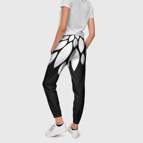 Женские брюки 3D с принтом Лепестки, вид сзади #2
