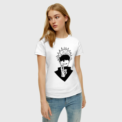 Женская футболка хлопок с принтом Магическая битва - Годжо, фото на моделе #1
