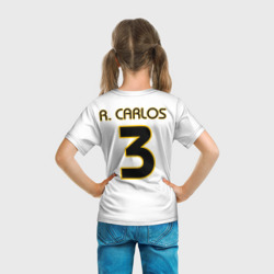 Футболка с принтом Р. Карлос футболка Реала для мужчины, вид на модели сзади №3. Цвет основы: белый