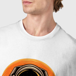 Футболка с принтом Космонавт диджей - cosmo DJ для мужчины, вид на модели спереди №4. Цвет основы: белый