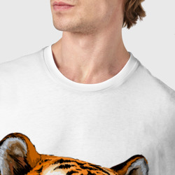 Футболка с принтом Тигр для мужчины, вид на модели спереди №4. Цвет основы: белый