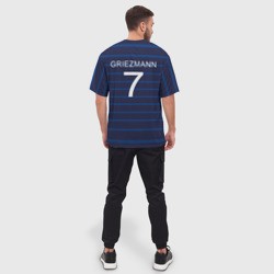 Футболка с принтом Гризман футболист Франция для мужчины, вид на модели сзади №2. Цвет основы: белый