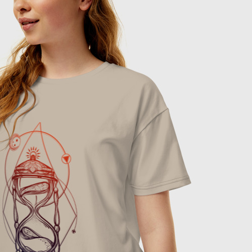Женская футболка хлопок Oversize с принтом Песочные часы, фото на моделе #1