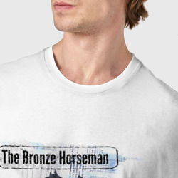 Футболка с принтом Медный всадник/The Bronze horseman для мужчины, вид на модели спереди №4. Цвет основы: белый