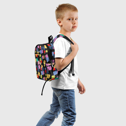 Детский рюкзак 3D Заплатки на черном фоне пэчворк - фото 2
