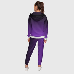 Костюм с принтом Градиент - фиолетовый для женщины, вид на модели сзади №2. Цвет основы: белый