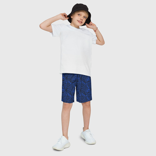 Детские спортивные шорты 3D с принтом Черно-синий геометрический  узор, фото на моделе #1