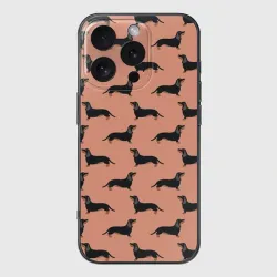 Чехол для iPhone 16 Pro силиконовый с защитой камеры Таксы паттерн