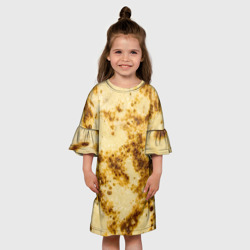 Платье с принтом Жареный блин текстура для ребенка, вид на модели спереди №3. Цвет основы: белый