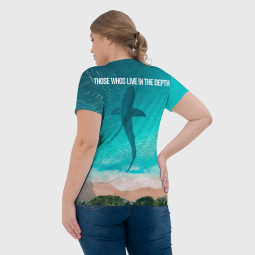Женская футболка 3D с принтом Shark in sea, вид сзади #2