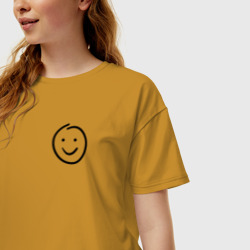 Женская футболка хлопок Oversize Смайлик со стороны сердца - фото 2